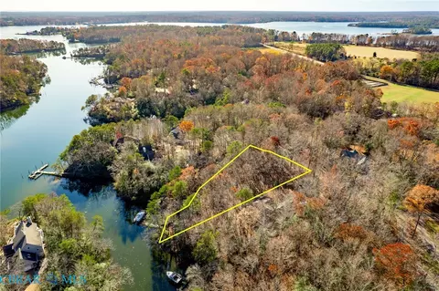 00 Oyster Cove Lndg, Hartfield, VA 23071