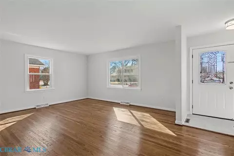 344 Brout Dr, Hampton, VA 23666 photo 9