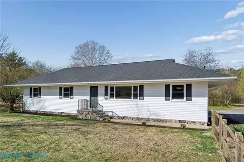 4404 Hickory Fork Rd, Gloucester, VA 23061