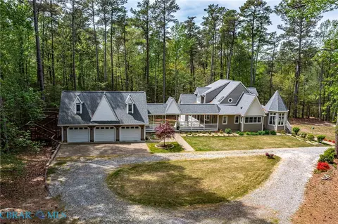 185 Neumans Rd, Heathsville, VA 22473