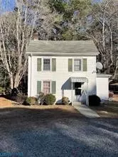 1871 E River Rd, Foster, VA 23056