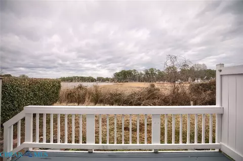 Exterior - 156 River Walk Ct, Hampton, VA 23669 photo 5 of 5
