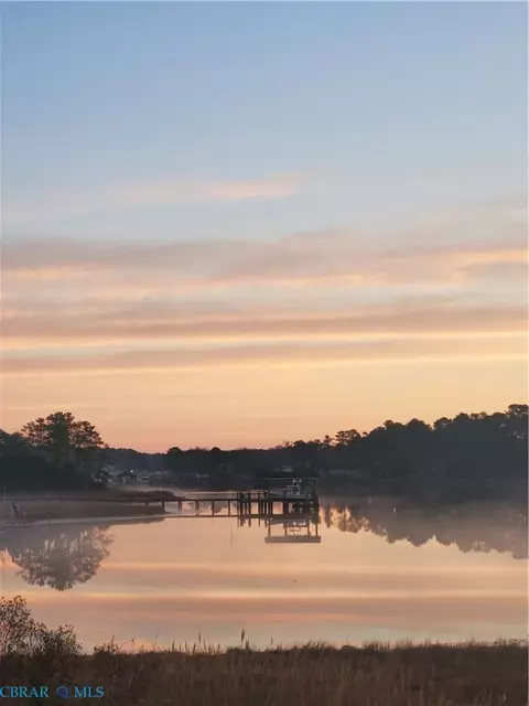 View/Area - 156 River Walk Ct, Hampton, VA 23669 photo 5 of 6