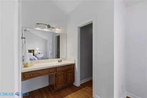 Bath - 156 River Walk Ct, Hampton, VA 23669 photo 2 of 4