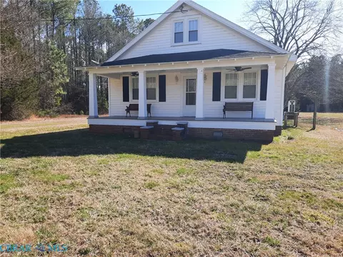106 Kings Landing Rd, Onemo, VA 23130