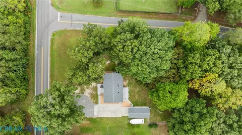 View/Area - 6245 Glenns Rd, Gloucester, VA 23061 photo 2 of 4