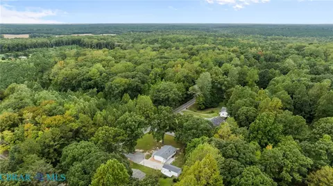 View/Area - 6245 Glenns Rd, Gloucester, VA 23061 photo 3 of 4