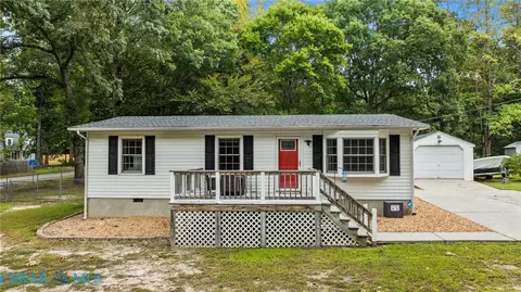 Exterior - 6245 Glenns Rd, Gloucester, VA 23061 photo 1 of 8