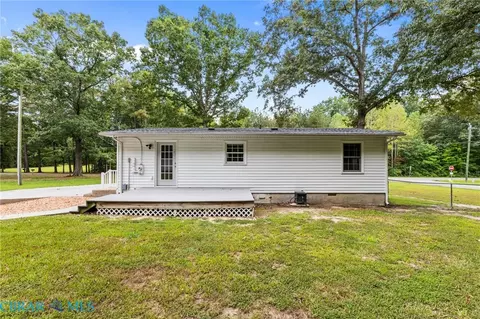 Exterior - 6245 Glenns Rd, Gloucester, VA 23061 photo 7 of 8