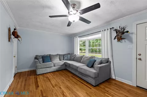 Living - 6245 Glenns Rd, Gloucester, VA 23061 photo 1 of 1