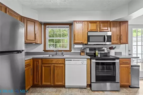 Kitchen - 6245 Glenns Rd, Gloucester, VA 23061 photo 2 of 3