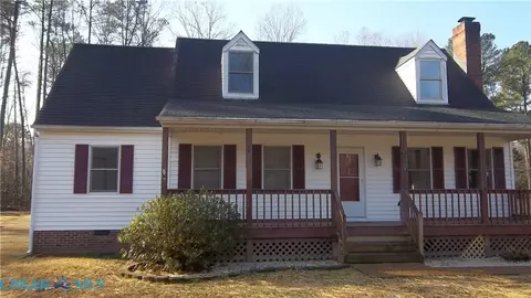 128 N Oakes Cir, Saluda, VA 23149