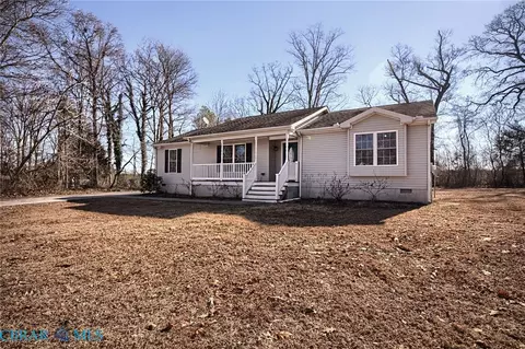 144 Hickory Hill Ln, Lancaster, VA 22503