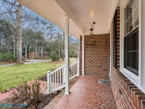 Exterior - 7276 Woody Rd, Gloucester, VA 23061 photo 3 of 9