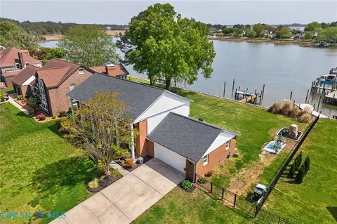 6 Canal Dr, Poquoson, VA 23662