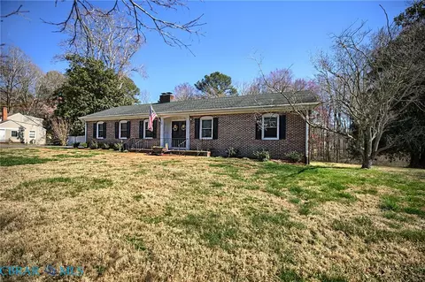 7717 Belroi Rd, Gloucester, VA 23061 photo 3