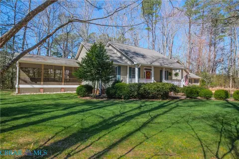 590 Wilton Creek Rd, Hartfield, VA 23071