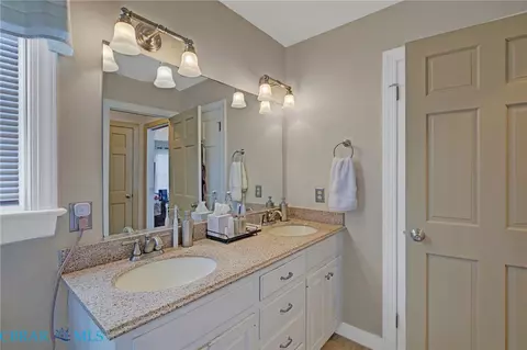 Bath - 54 Pine Cir, Irvington, VA 22480 photo 1 of 2