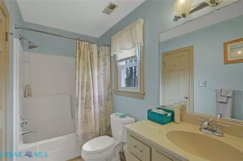 Bath - 54 Pine Cir, Irvington, VA 22480 photo 2 of 2