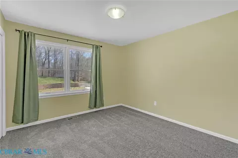 Bedroom - 8174 Brook Ct, Gloucester, VA 23061 photo 1 of 6