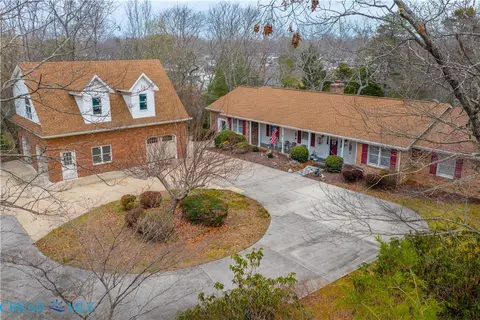 474 Mallard Dr, Hardyville, VA 23070