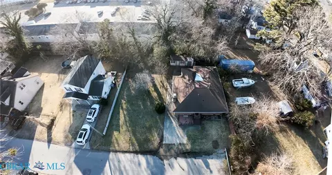 51 Calhoun St, Hampton, VA 23669 photo 3