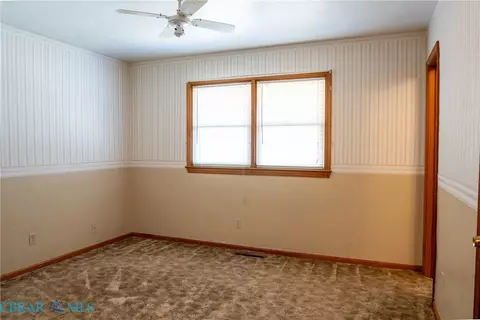 Bedroom - 55 Calhoun St, Hampton, VA 23669 photo 3 of 4