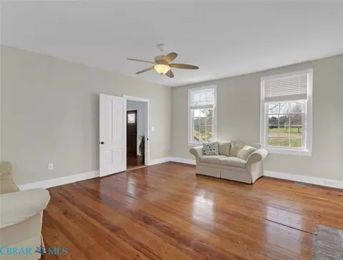 Living - 3557 Enos Rd, Gloucester, VA 23061 photo 2 of 6