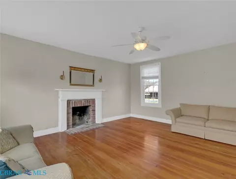 Living - 3557 Enos Rd, Gloucester, VA 23061 photo 1 of 6