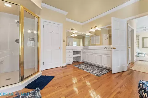 Bath - 593 Glebe Rd, Irvington, VA 22480 photo 2 of 6