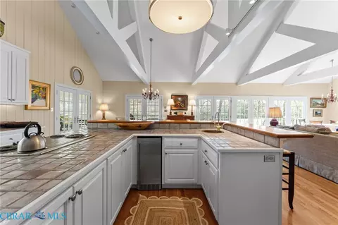 Kitchen - 593 Glebe Rd, Irvington, VA 22480 photo 6 of 7
