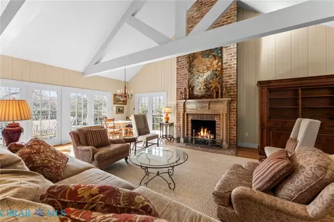 Living - 593 Glebe Rd, Irvington, VA 22480 photo 1 of 3