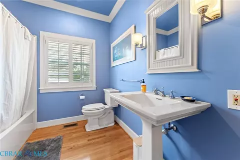 Bath - 593 Glebe Rd, Irvington, VA 22480 photo 4 of 6