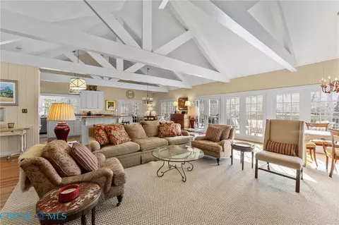 Living - 593 Glebe Rd, Irvington, VA 22480 photo 2 of 3