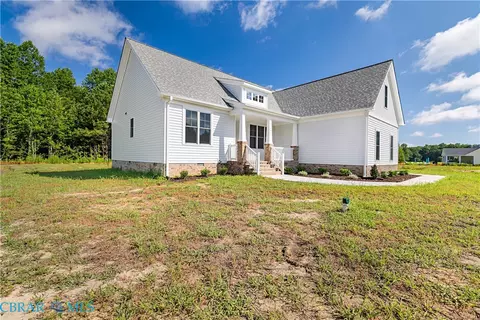191 Courtney Ln, Dutton, VA 23050