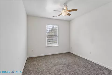 Bedroom - 7294 Jeanne Dr, Gloucester, VA 23061 photo 6 of 7