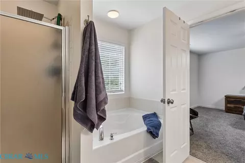 Bath - 7294 Jeanne Dr, Gloucester, VA 23061 photo 2 of 4