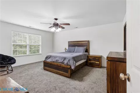 Bedroom - 7294 Jeanne Dr, Gloucester, VA 23061 photo 1 of 7