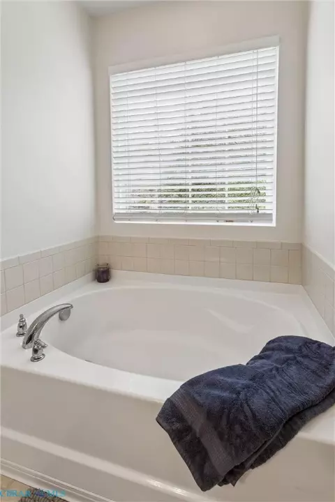 Bath - 7294 Jeanne Dr, Gloucester, VA 23061 photo 3 of 4