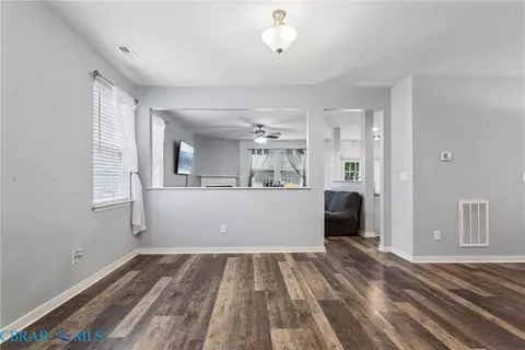 Living - 7294 Jeanne Dr, Gloucester, VA 23061 photo 1 of 3