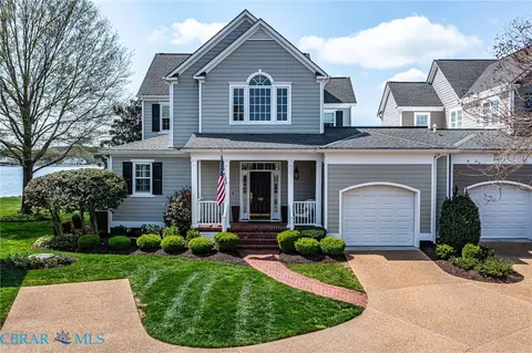 80 Westbay Dr, Kilmarnock, VA 22482