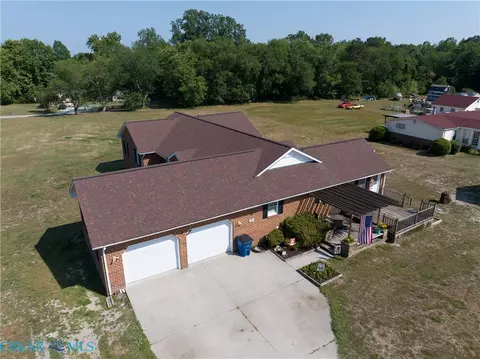 19 Ewellville Ln, Dutton, VA 23050