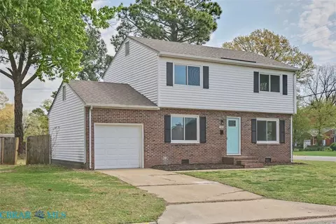 400 Saint Tropez Dr, Newport News, VA 23602