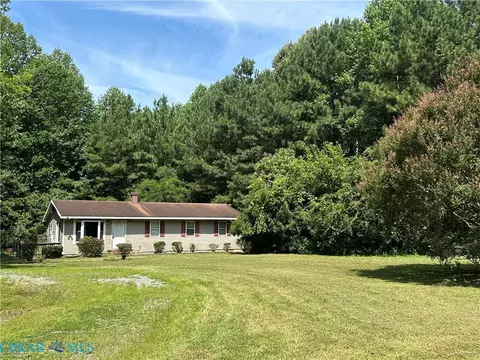 Exterior - 449 Gaskins Rd, Weems, VA 22576 photo 1 of 1