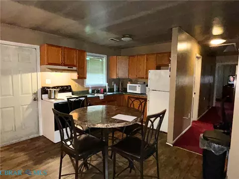 Kitchen - 449 Gaskins Rd, Weems, VA 22576 photo 1 of 1