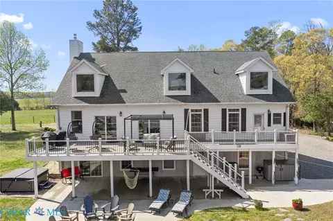 Exterior - 249 Spring Hill Rd, Lancaster, VA 22503 photo 1 of 9