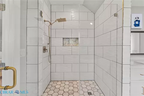 Bath - 249 Spring Hill Rd, Lancaster, VA 22503 photo 5 of 6