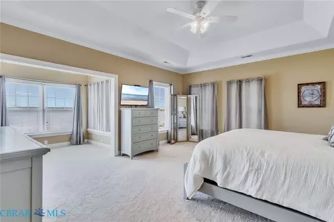 Bedroom - 564 Riverside Dr, Lancaster, VA 22503 photo 5 of 8