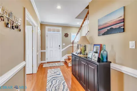 Entry Way - 564 Riverside Dr, Lancaster, VA 22503 photo 2 of 4