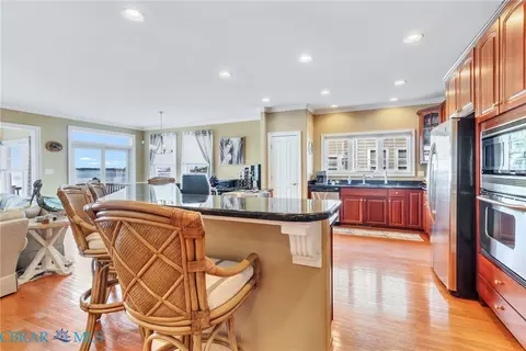 Kitchen - 564 Riverside Dr, Lancaster, VA 22503 photo 2 of 4